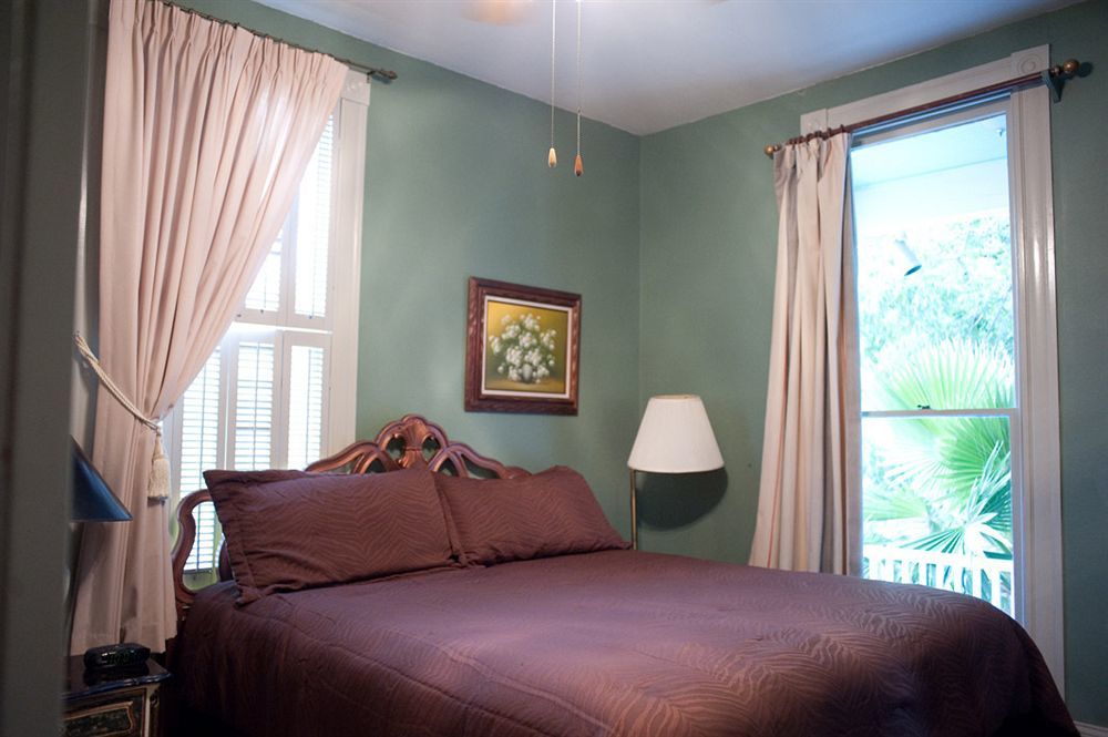 Arbor House Suites Bed And Breakfast 샌안토니오 외부 사진